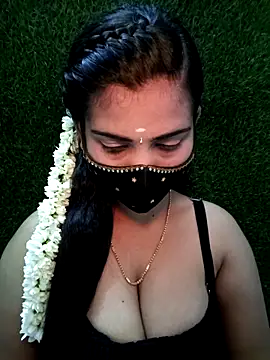 Snapshot of Nithyatamil chatting on May 10, 2026, 4:31 pm Nithyatamil online show from May 10, 2026, 4:31 pm