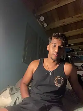 Axel black10 online show from April 21, 2026, 9:54 pm
