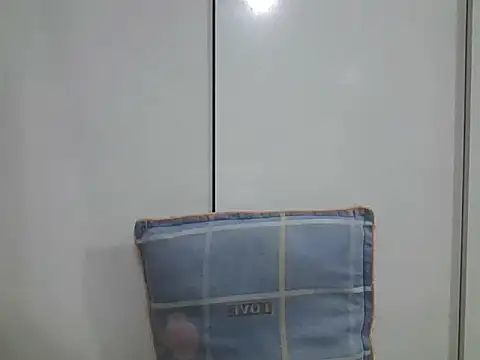 Snapshot of berry_alma06 chatting on June 17, 2026, 3:22 pm berry alma06 online show from June 17, 2026, 3:22 pm