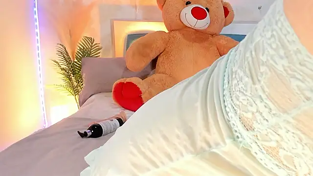 stefany sun online show from January 18, 2026, 12:30 pm