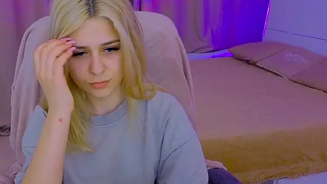 ApheliaStar online show from March 16, 2026, 4:10 pm