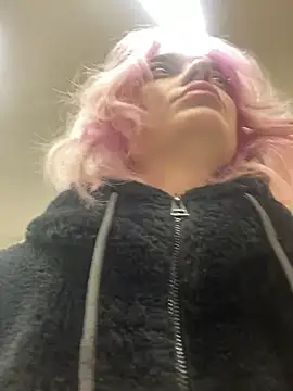 aka Blonde online show from March 5, 2026, 6:54 am