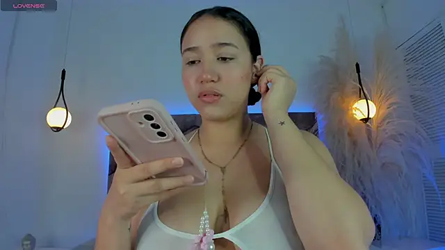 emily nova  online show from June 20, 2026, 11:48 am