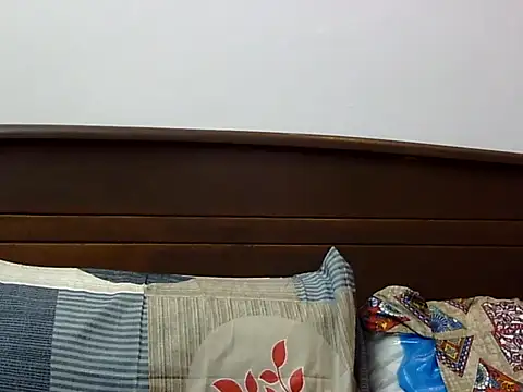 AngelAnaya018 online show from January 14, 2026, 6:44 pm