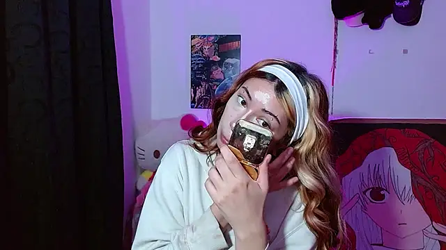 kittymiauu444 online show from June 10, 2026, 3:30 am