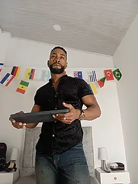 Snapshot of Dante_Knox chatting on July 10, 2026, 11:43 am Dante Knox online show from July 10, 2026, 11:43 am