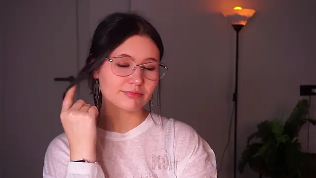 KarolClunie online show from January 10, 2026, 4:46 pm