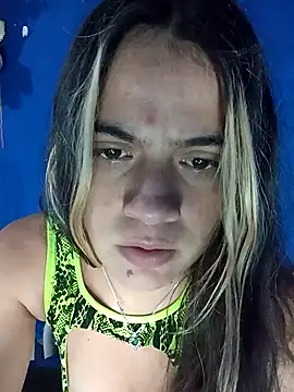 Snapshot of Megan_nica chatting on April 14, 2026, 1:43 am Megan nica online show from April 14, 2026, 1:43 am