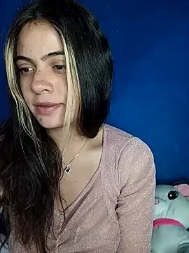 Snapshot of Megan_nica chatting on May 12, 2026, 1:57 am Megan nica online show from May 12, 2026, 1:57 am