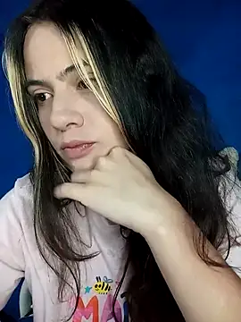Snapshot of Megan_nica chatting on April 24, 2026, 1:51 am Megan nica online show from April 24, 2026, 1:51 am