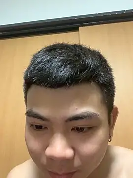 Snapshot of cubu24t chatting on June 17, 2026, 1:43 pm cubu24t online show from June 17, 2026, 1:43 pm