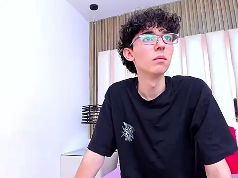 Syriussz online show from January 10, 2026, 7:31 pm