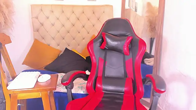 Snapshot of noah_sthone chatting on March 12, 2026, 4:29 am noah sthone online show from March 12, 2026, 4:29 am