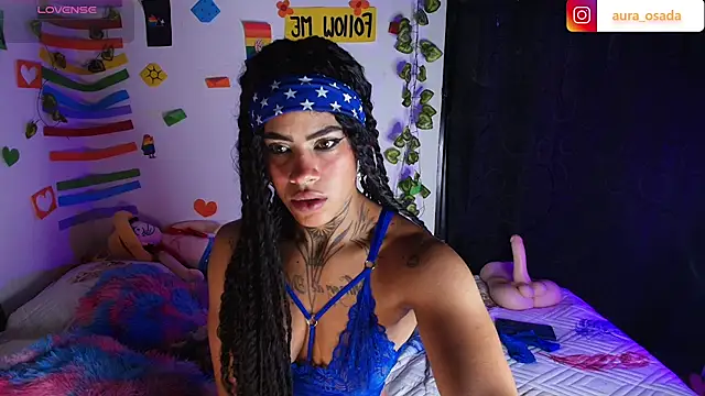 Snapshot of Canela_Osada_ chatting on July 2, 2026, 10:43 am Canela Osada online show from July 2, 2026, 10:43 am