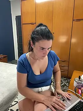 Alice Dan online show from July 20, 2026, 7:05 am