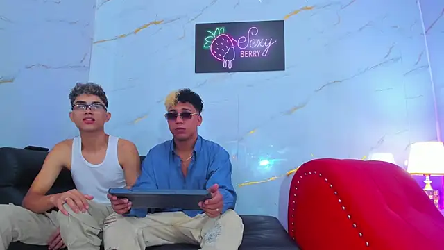 Roman cute online show from January 15, 2026, 2:42 pm