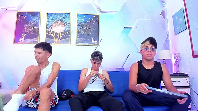 Roman cute online show from January 17, 2026, 10:46 pm