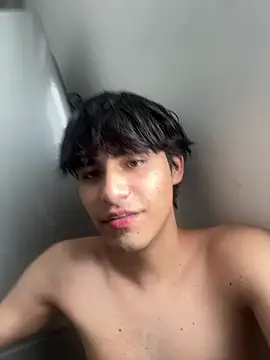 IamJuanJoc online show from May 4, 2026, 6:22 pm