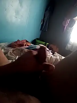 Snapshot of Geovy071 chatting on February 10, 2026, 7:24 pm Geovy071 online show from February 10, 2026, 7:24 pm