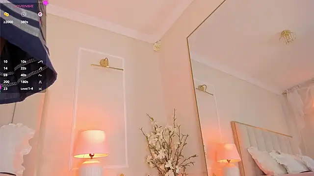 Snapshot of your_alina18 chatting on June 15, 2026, 11:37 pm your alina18 online show from June 15, 2026, 11:37 pm