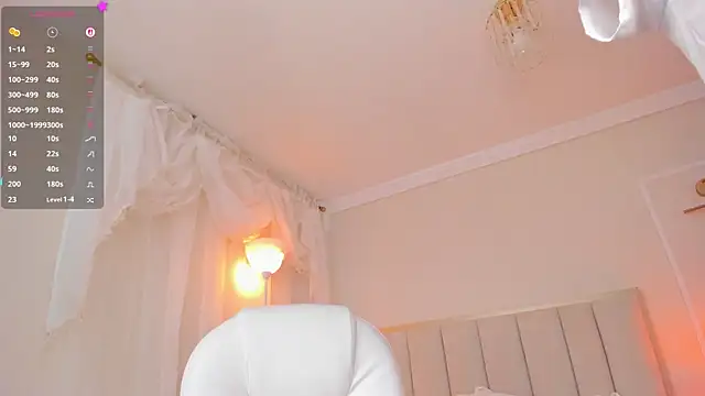 Snapshot of your_alina18 chatting on June 8, 2026, 11:38 pm your alina18 online show from June 8, 2026, 11:38 pm