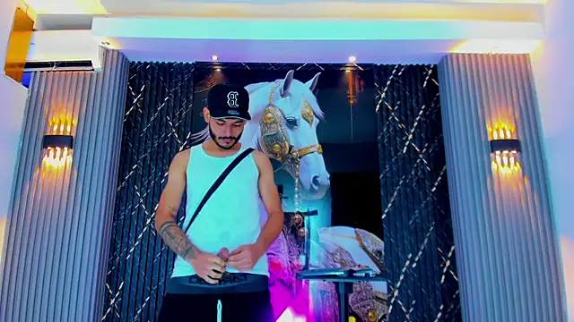 The Gods In Diamonds online show from January 12, 2026, 3:57 am