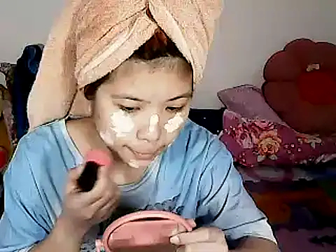 Snapshot of xxhotamizinggirl chatting on March 8, 2026, 1:47 pm xxhotamizinggirl online show from March 8, 2026, 1:47 pm