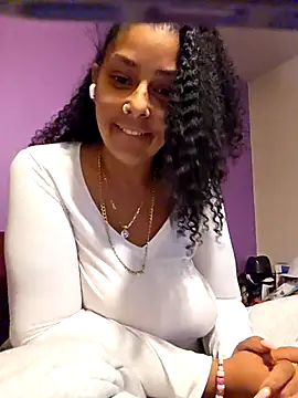 Snapshot of tastesosweet chatting on April 23, 2026, 7:04 am tastesosweet online show from April 23, 2026, 7:04 am