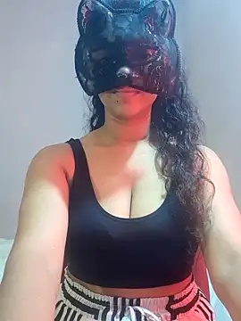 Snapshot of cutehotwife chatting on May 3, 2026, 3:44 am cutehotwife online show from May 3, 2026, 3:44 am