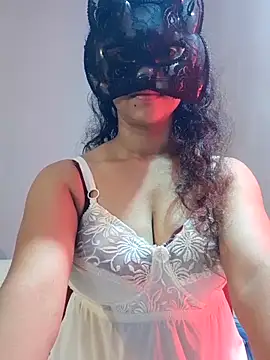 Snapshot of cutehotwife chatting on May 18, 2026, 4:07 am cutehotwife online show from May 18, 2026, 4:07 am