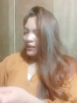 Snapshot of jjennyyy chatting on May 10, 2026, 2:15 am jjennyyy online show from May 10, 2026, 2:15 am