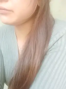 Snapshot of jjennyyy chatting on April 17, 2026, 1:30 am jjennyyy online show from April 17, 2026, 1:30 am