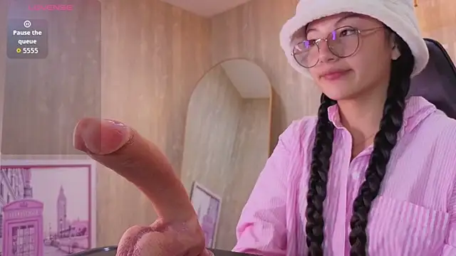 Evadeep a online show from January 19, 2026, 1:15 pm