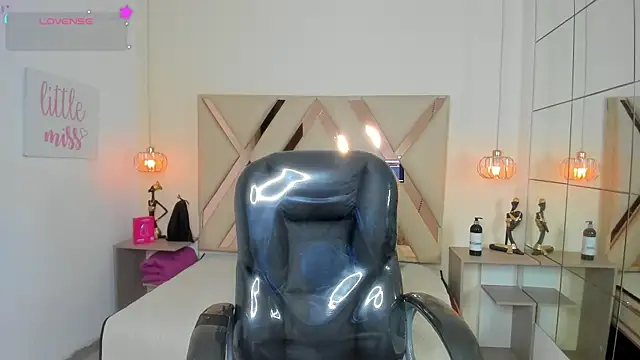 Snapshot of Anyelo_Twink chatting on July 11, 2026, 4:35 am Anyelo Twink online show from July 11, 2026, 4:35 am