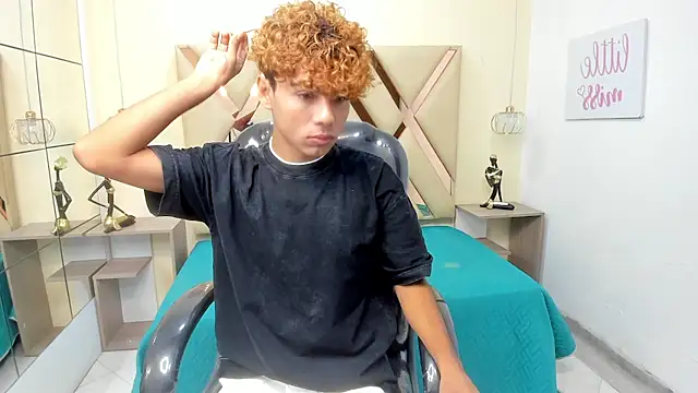 Anyelo Twink online show from January 18, 2026, 4:10 pm