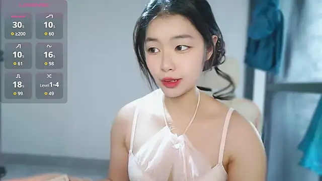 -XiaoYu-777 online show from February 1, 2026, 8:23 am