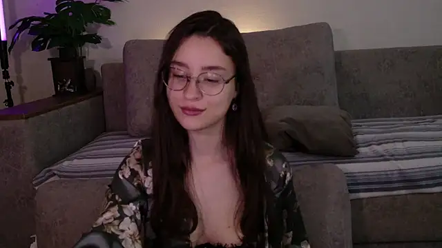 Snapshot of classy____ chatting on July 6, 2026, 3:58 pm classy online show from July 6, 2026, 3:58 pm