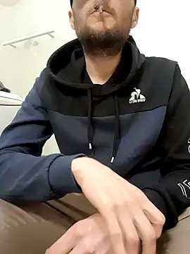 80julien online show from March 13, 2026, 8:03 pm