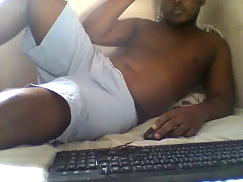 handsomeguy02 online show from June 15, 2026, 1:11 pm