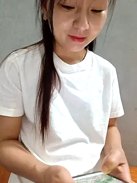 Vanvan68xx online show from April 24, 2026, 8:55 pm