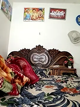 Angel eyes00 online show from March 19, 2026, 4:51 pm