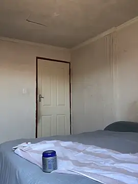 HotTwink ZAR online show from February 7, 2026, 9:17 am