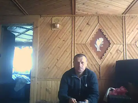 Ivan9iutt online show from April 30, 2026, 1:07 pm