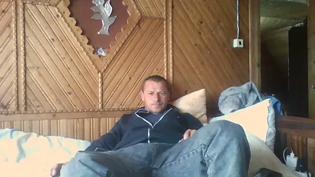 Snapshot of Ivan9iutt chatting on July 20, 2026, 8:43 am Ivan9iutt online show from July 20, 2026, 8:43 am