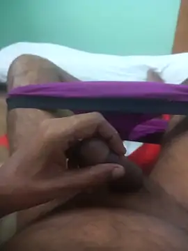 Snapshot of deshi9inch9 chatting on March 7, 2026, 6:13 pm deshi9inch9 online show from March 7, 2026, 6:13 pm