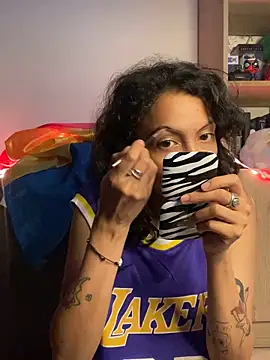 sakuraanduchira  online show from March 22, 2026, 9:16 pm