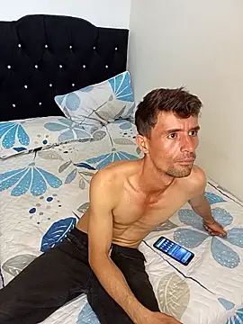 torvyHot online show from April 25, 2026, 7:22 pm