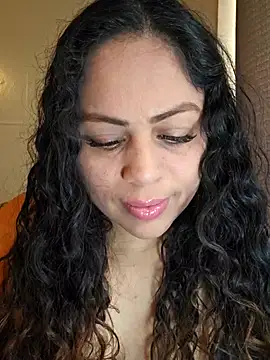 Snapshot of _Zhamira chatting on March 27, 2026, 1:34 pm Zhamira online show from March 27, 2026, 1:34 pm