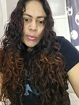 Snapshot of _Zhamira chatting on February 9, 2026, 2:37 pm Zhamira online show from February 9, 2026, 2:37 pm