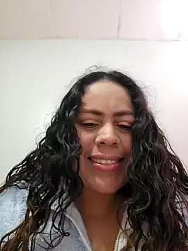 Snapshot of _Zhamira chatting on February 6, 2026, 4:03 pm Zhamira online show from February 6, 2026, 4:03 pm